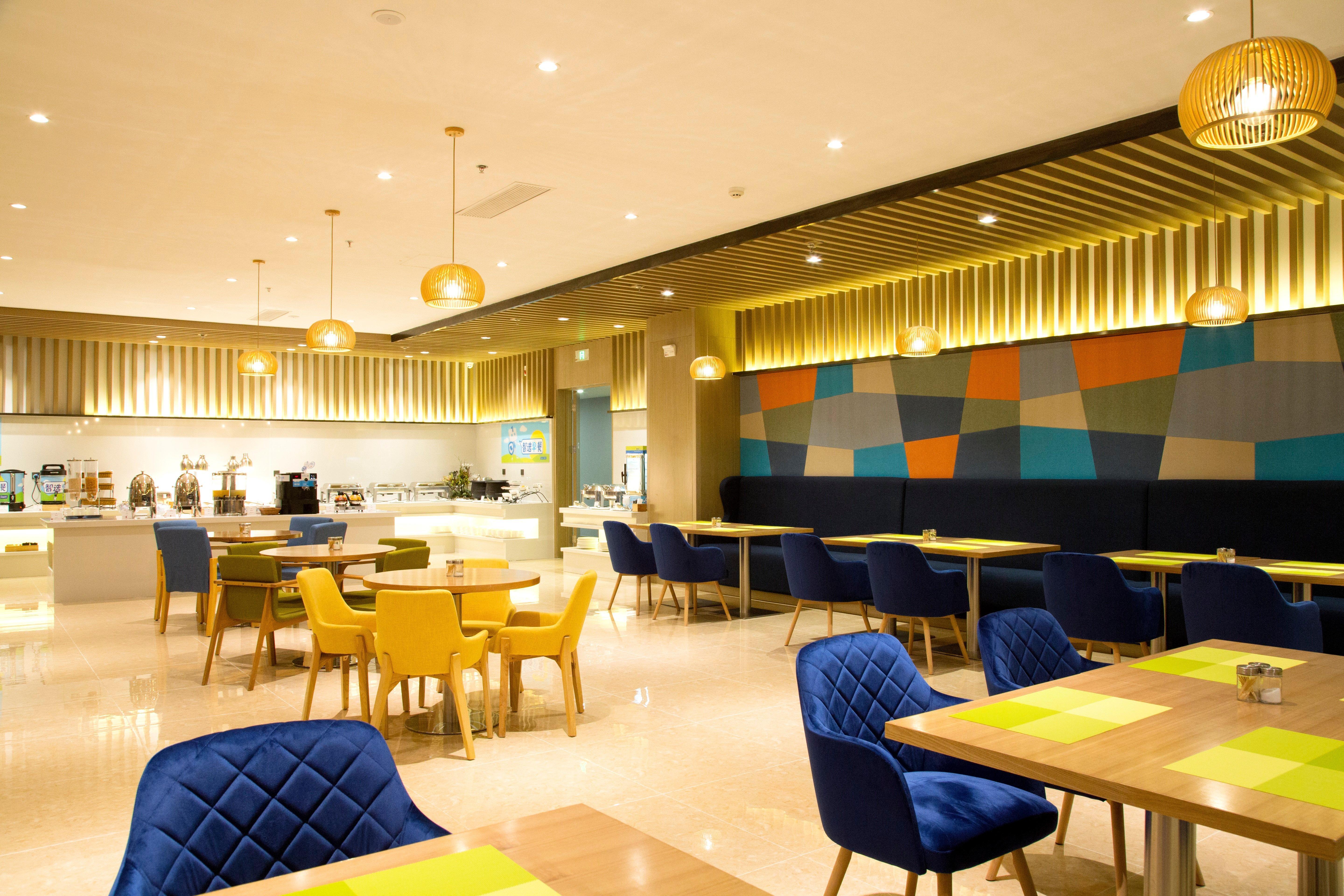 Holiday Inn Express Anshan Downtown By Ihg Anshan (Liaoning) Exterior foto